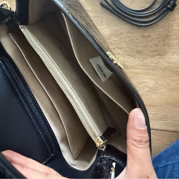 1018$+!! New Tory Burch Britten Black Leather Satchel & Matching Bifold Wallet - Picture 8 of 17